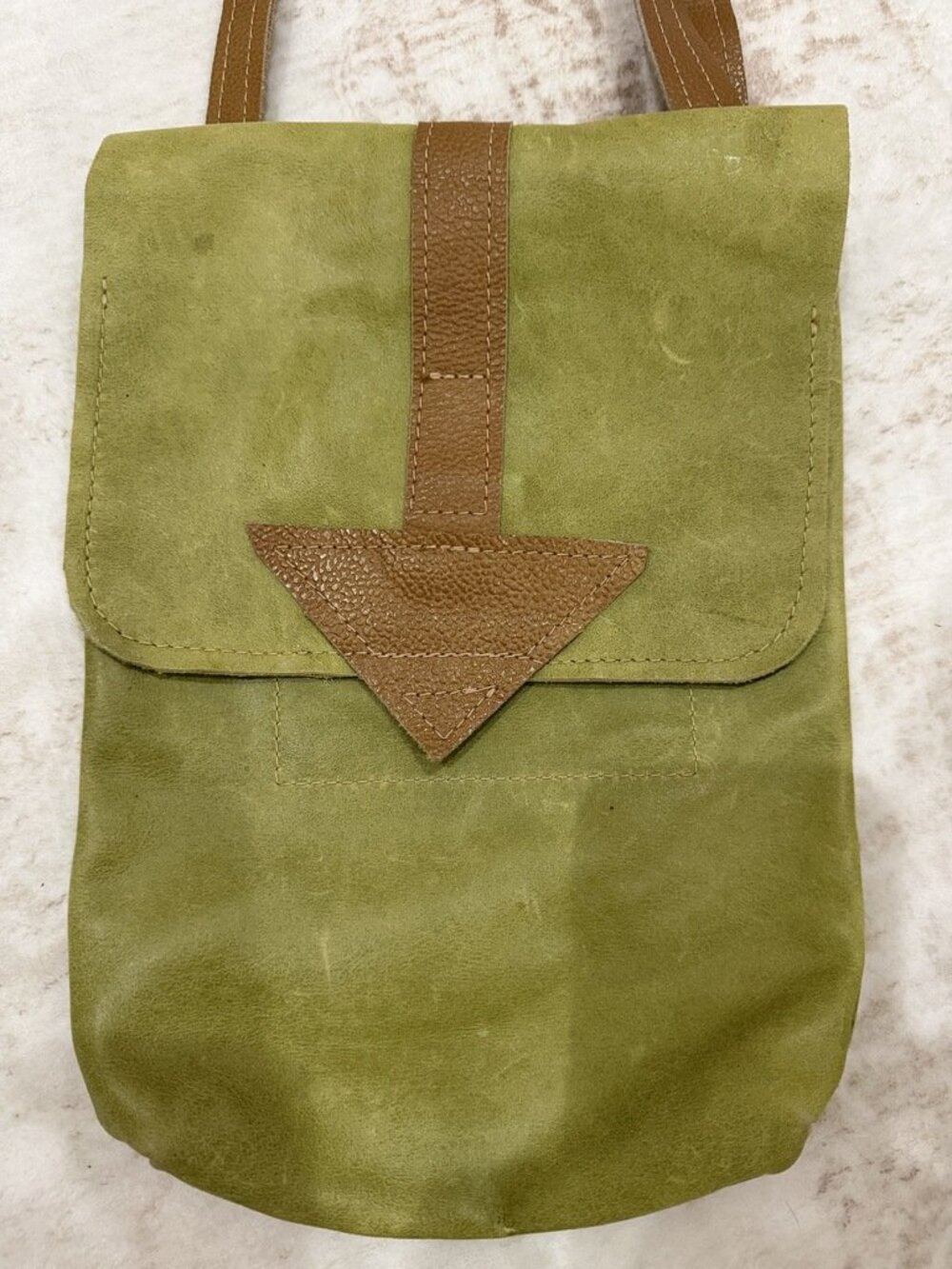 Vintage Olive Green Leather Crossbody Satchel Bag - Picture 4 of 6